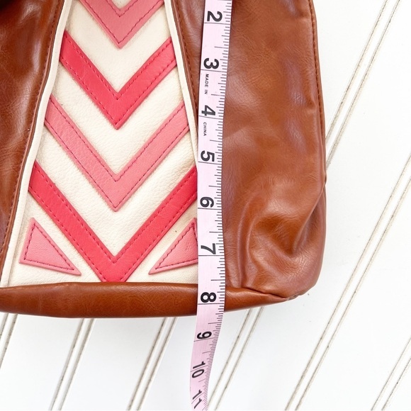 Miche Dee Brown Pink Crossbody Chevron Purse Bag. - Picture 5 of 12
